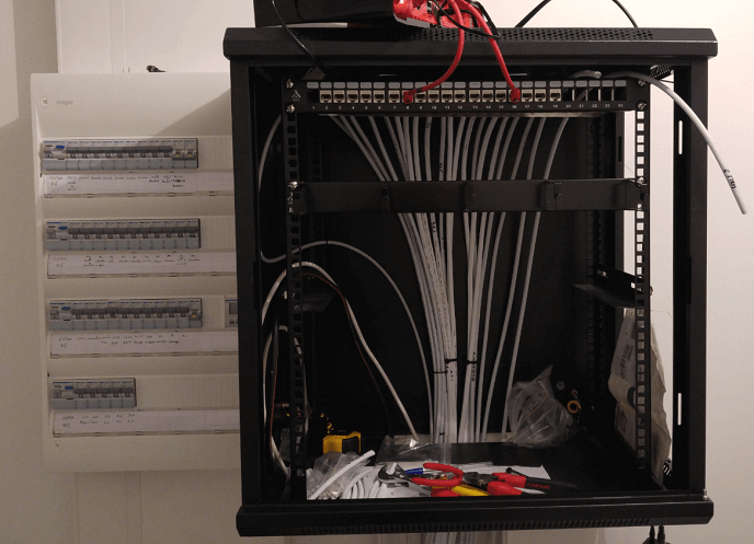 réalisation d'une baie de brassage informatique